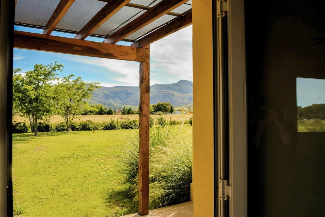 Cabanas De Las Pinturas Villa Сиера де ла Вентана Екстериор снимка