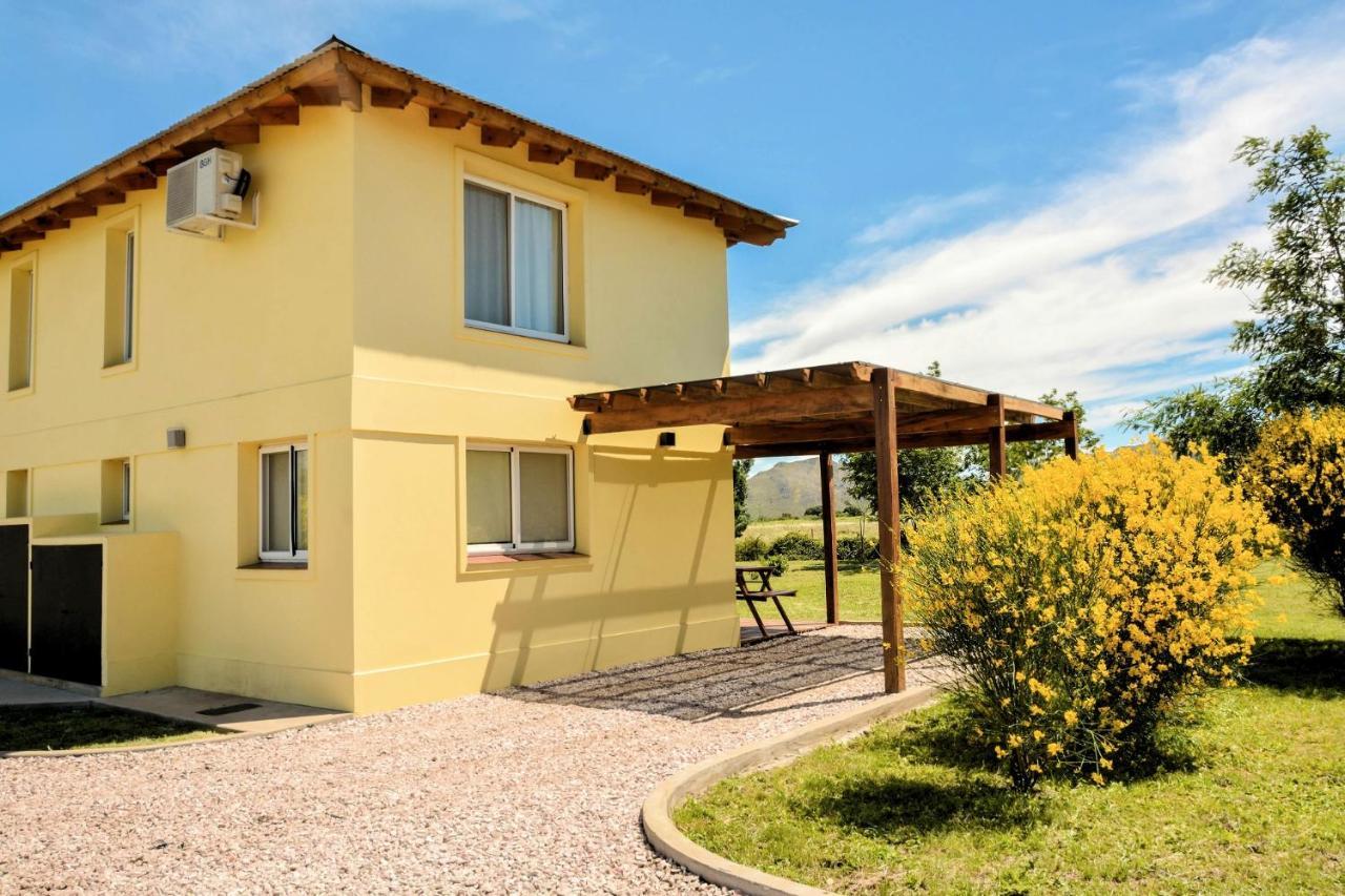 Cabanas De Las Pinturas Villa Сиера де ла Вентана Екстериор снимка
